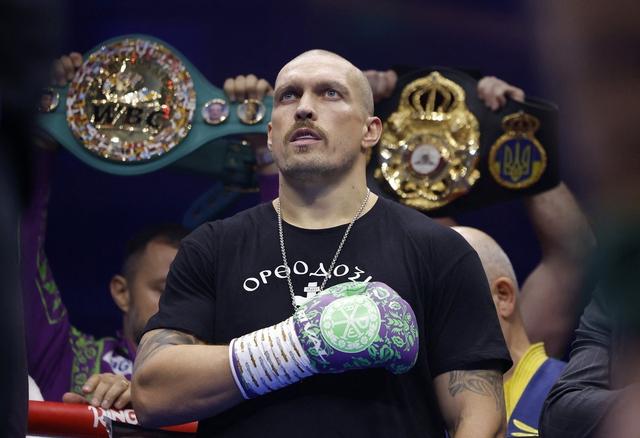 澳亚国际官网-拳击半决赛：墨西哥选手力克对手