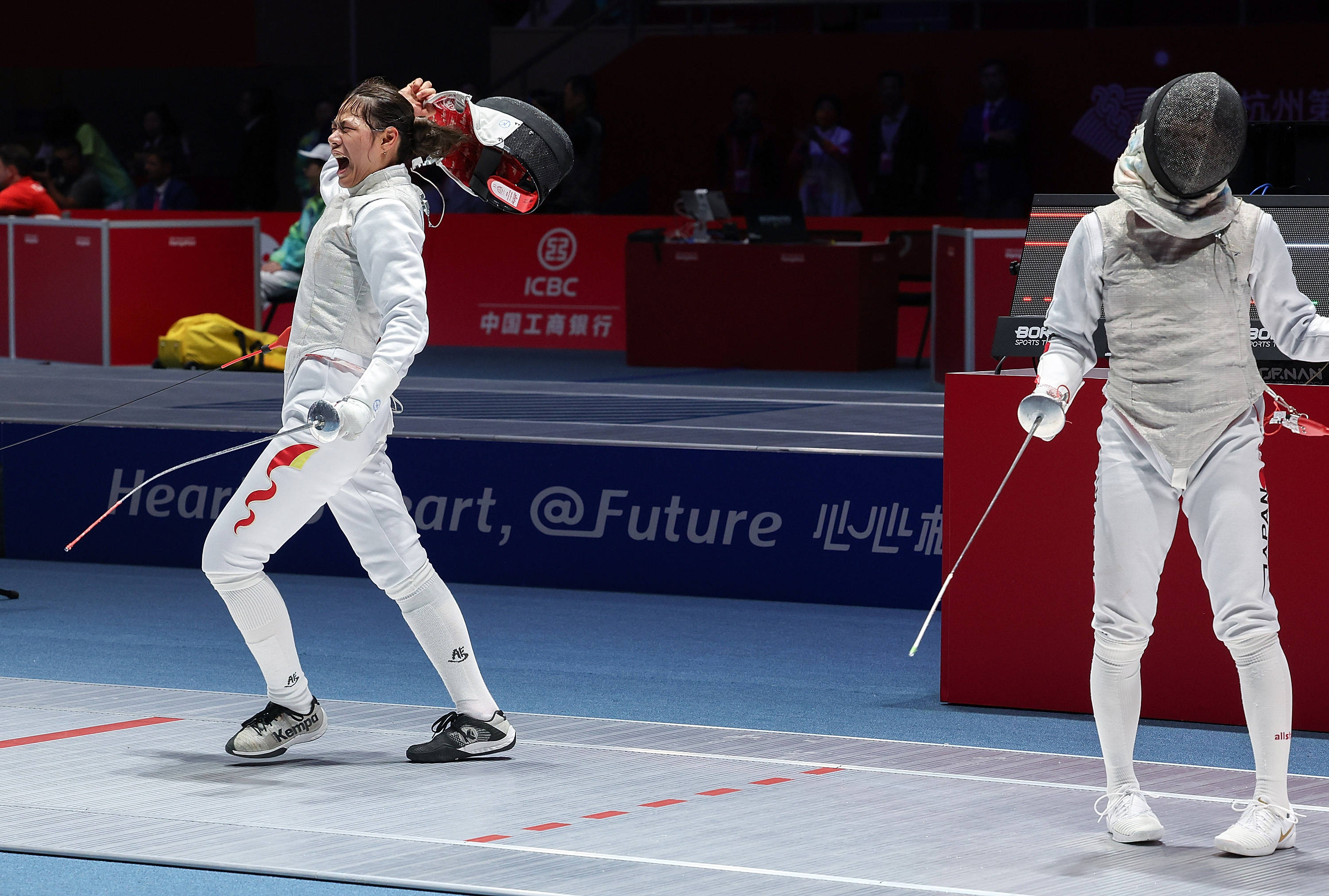 澳亚国际最新版本-阿根廷击剑选手轻松过关，进入八强