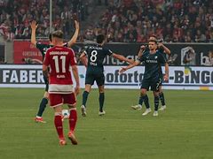 澳亚国际平台-古尔德反击成功战胜杜塞尔多夫