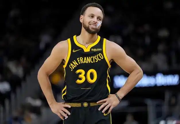 澳亚国际平台官网-爱尔兰篮球队火力全开压倒对手